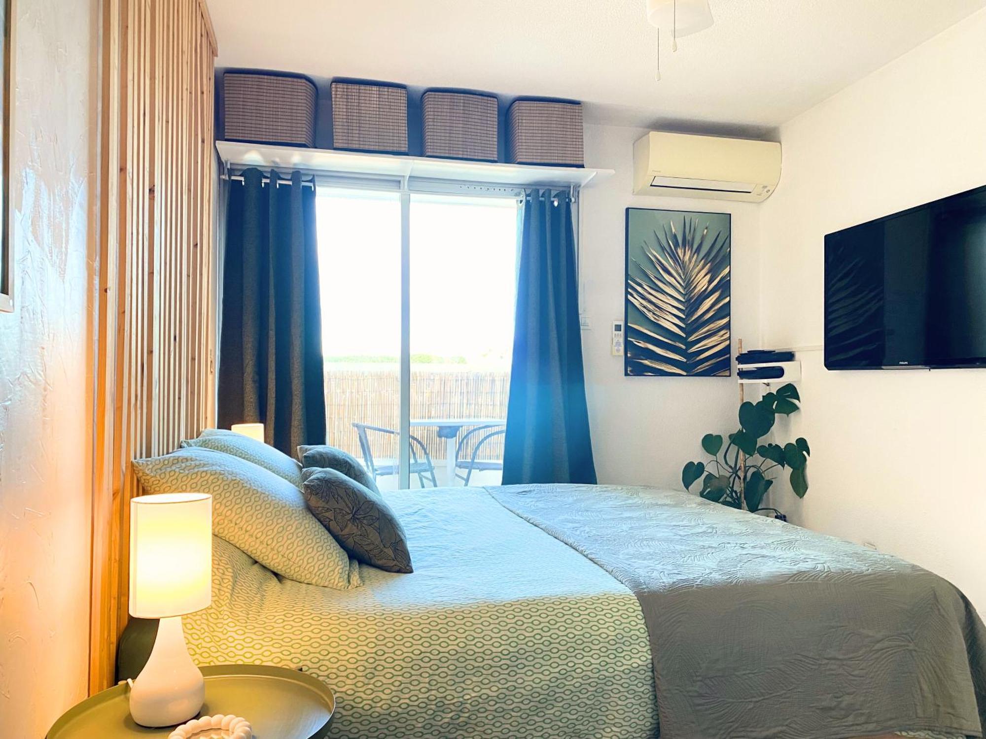 New - Cosy - Plages à 5min - Parking Privé - Wifi - Commerces Au Pied Du Bâtiment Apartamento